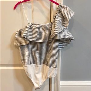 Super cute one shoulder Kendall + Kylie bodysuit